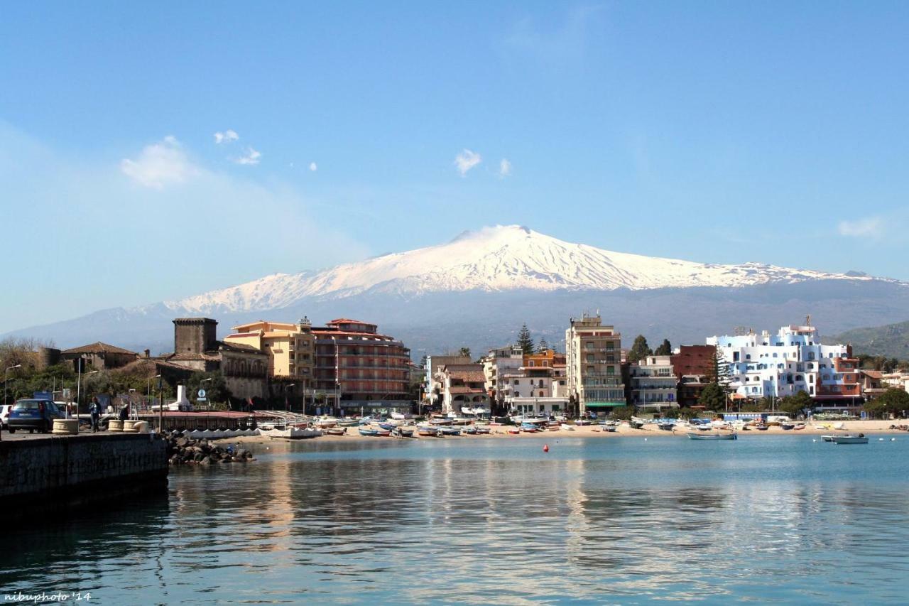 Casa Lungomare Villa Giardini Naxos Bagian luar foto